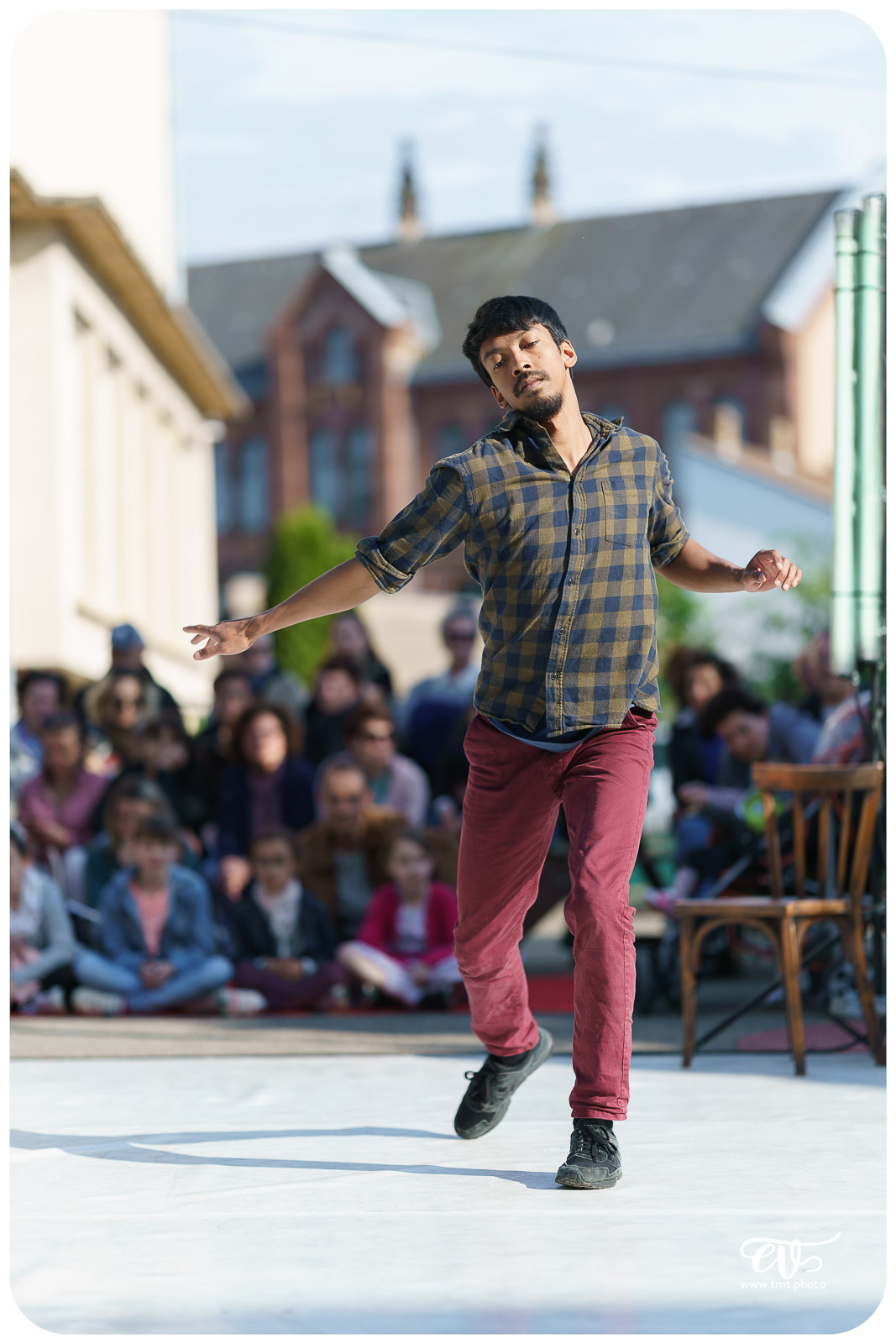 NO MAN'S LAND (CIE DARUMA)